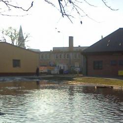 Zalane ulice, zalane piwnice, podtopione domy